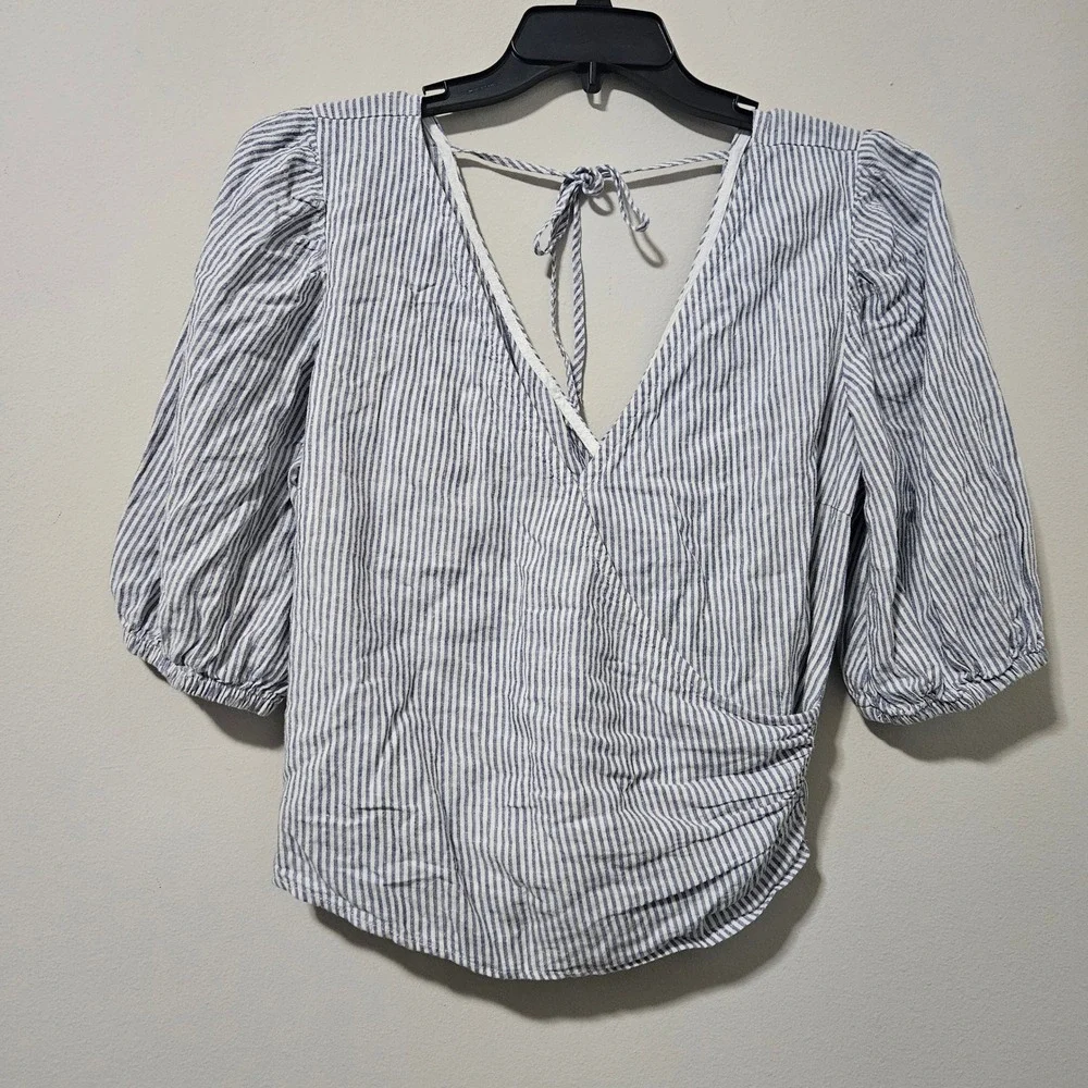 Abercrombie & Fitch Blue White Striped Wrap Puff Sleeve Smocked Back Blouse L‎